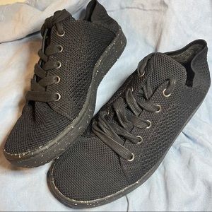 Eileen Fisher Black Mesh Sneakers Size 8